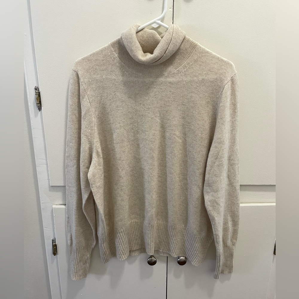 THE GREAT. Women’s Cream Turtleneck Sweater